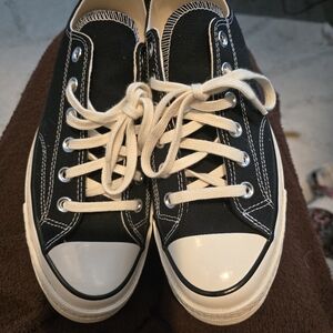 Converse low top brand new